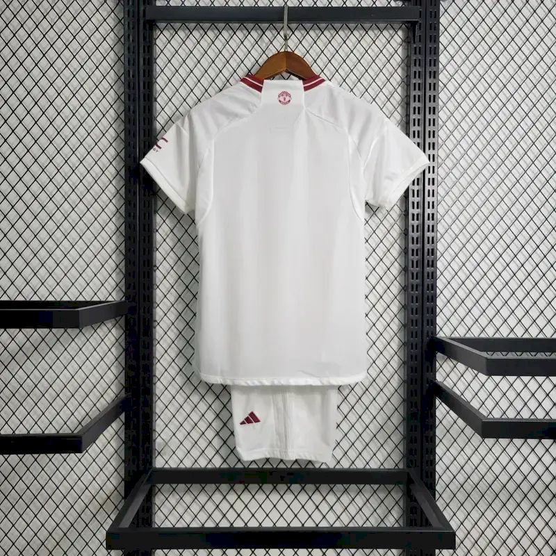 Terceiro uniforme infantil do Manchester United 2023/24