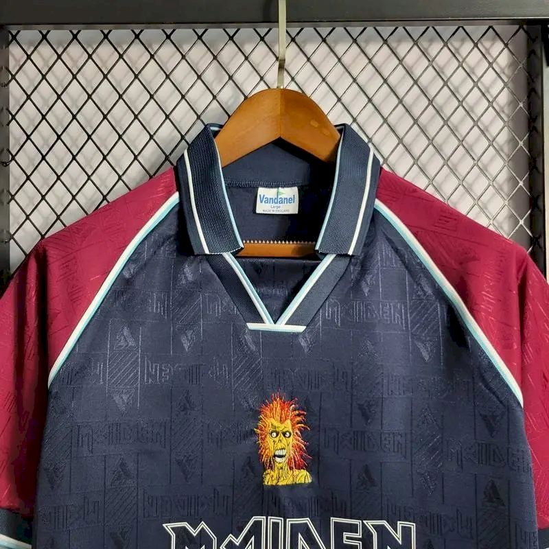 Camisa retrô do West Ham United de 1999