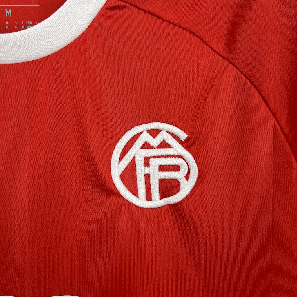 Bayern Munich 2025/26 Goalkeeper uniform Jersey
