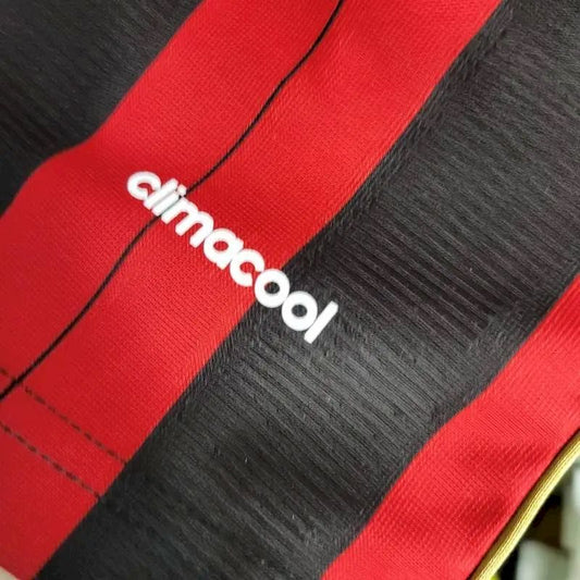 Camisa retrô de mangas compridas do AC Milan 2013/14