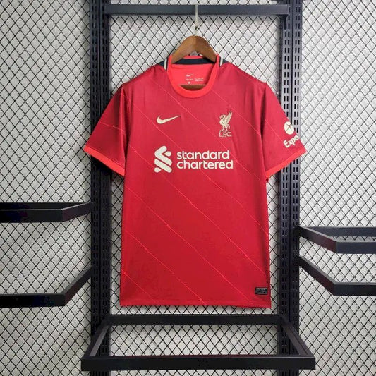 Camisa titular do Liverpool 2021/22