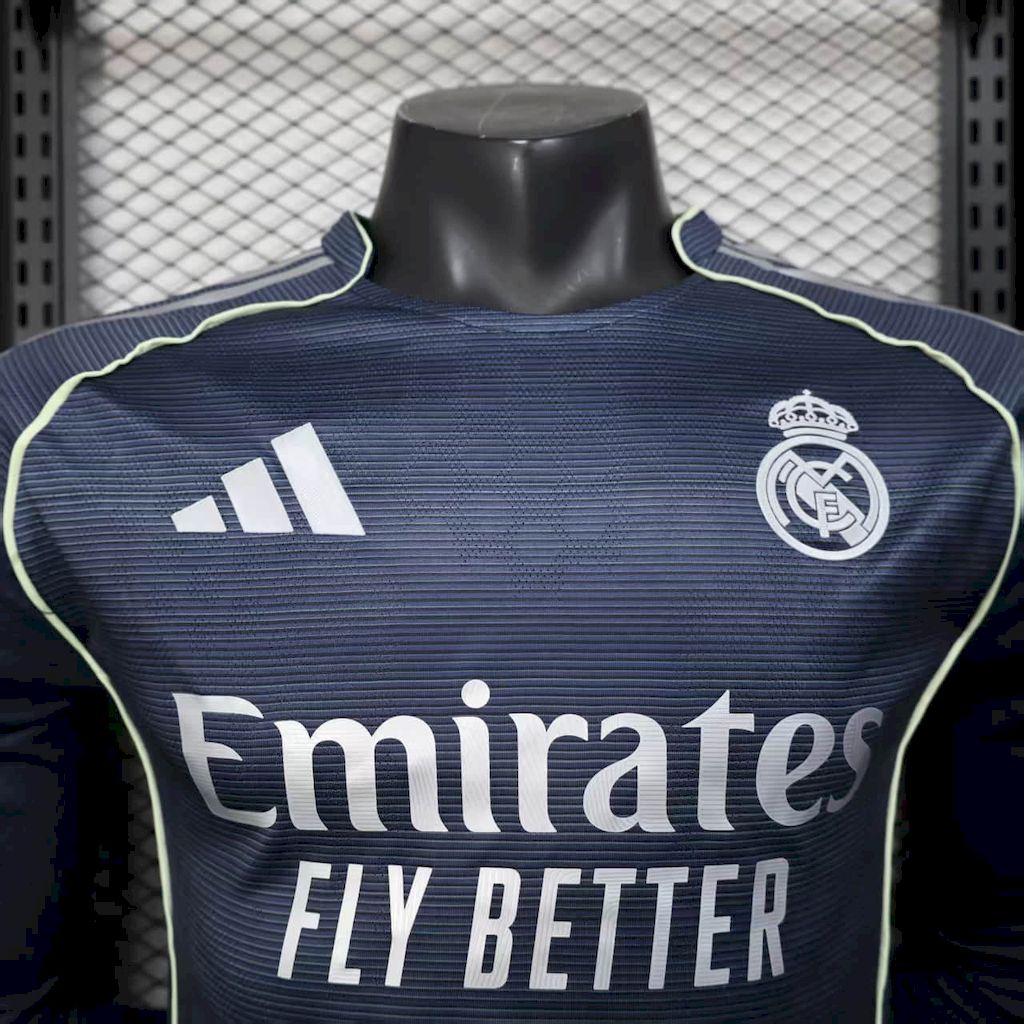 Real Madrid 2025/26 Away Long Sleeves Jersey Player Version