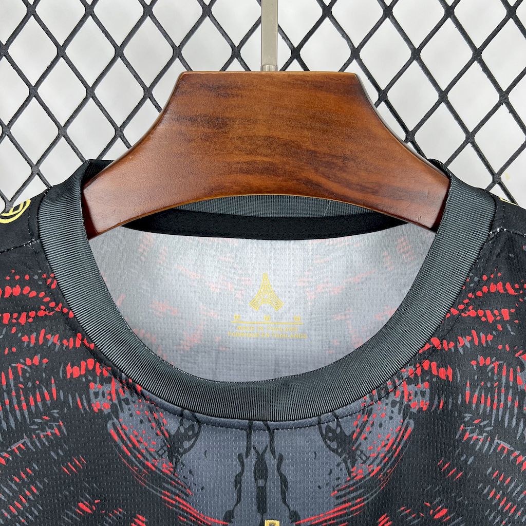 Paris Saint-Germain 2025/26 Campeones De Europa Grey Jersey