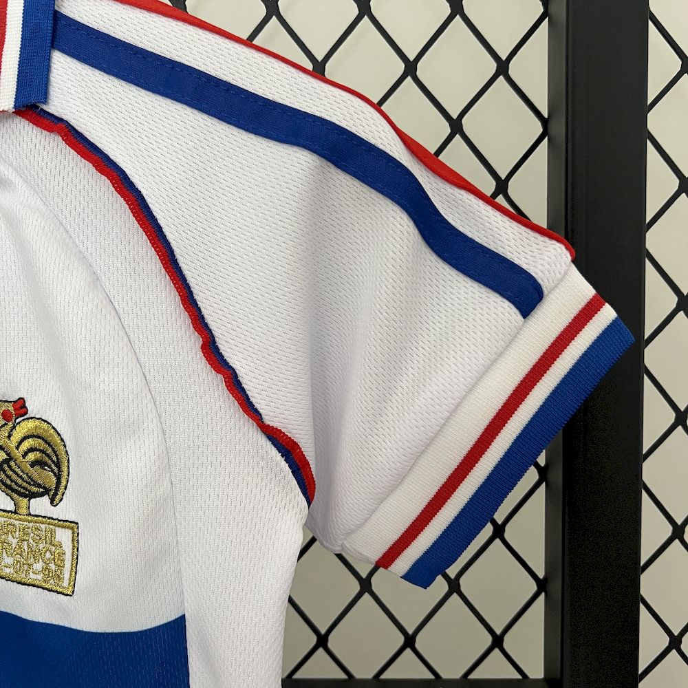 Camisa e shorts retrô infantil França 1998