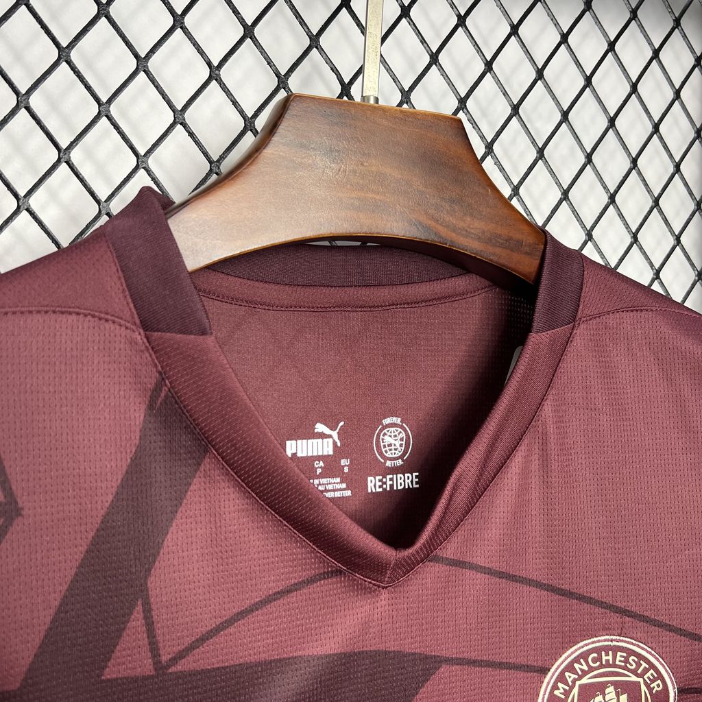 Manchester City 2024/25 Third Jersey
