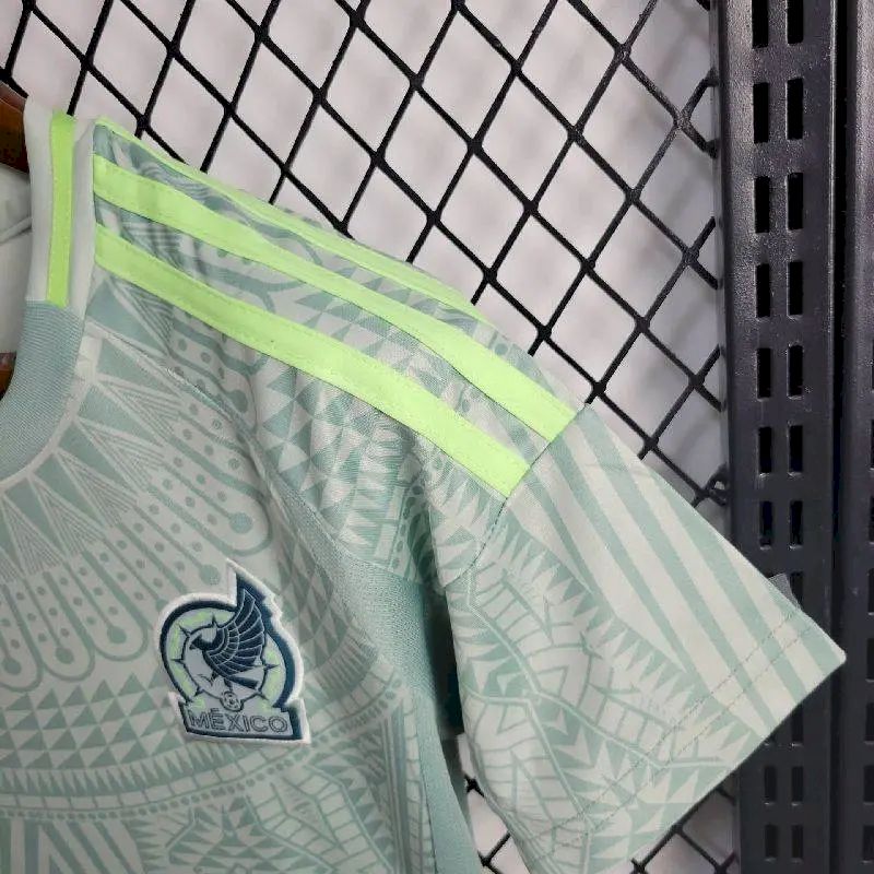 Kit reserva infantil do México 2023/24