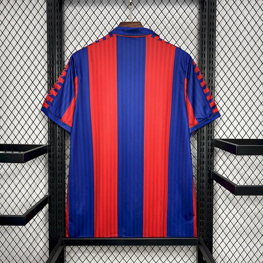 Camisa retrô titular do Barcelona 1991/92