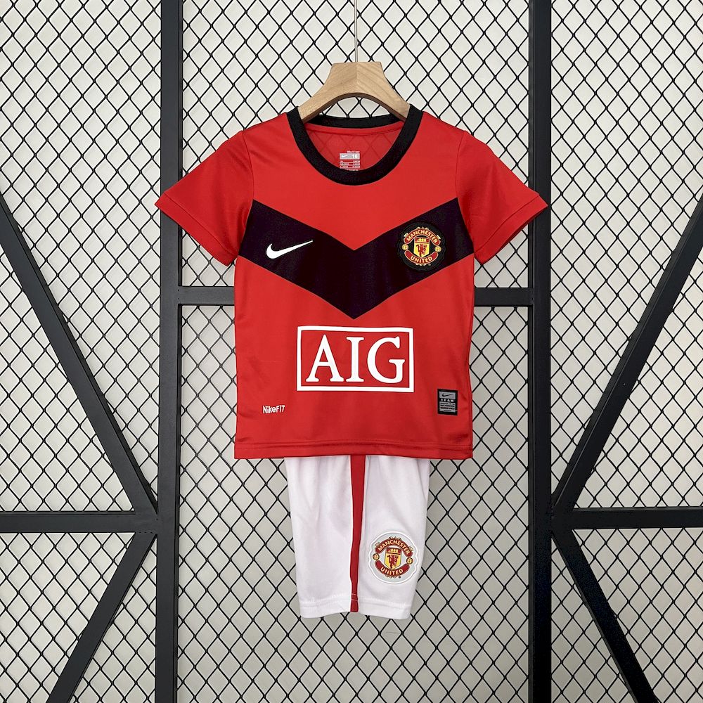 Manchester United 2009/10 Home Kids Retro Jersey And Shorts