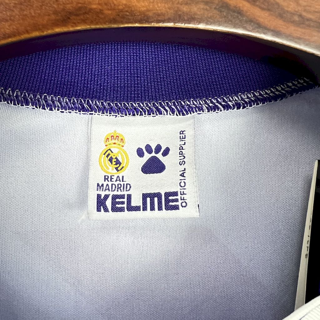 Real Madrid 1994/96 Away Retro Jersey