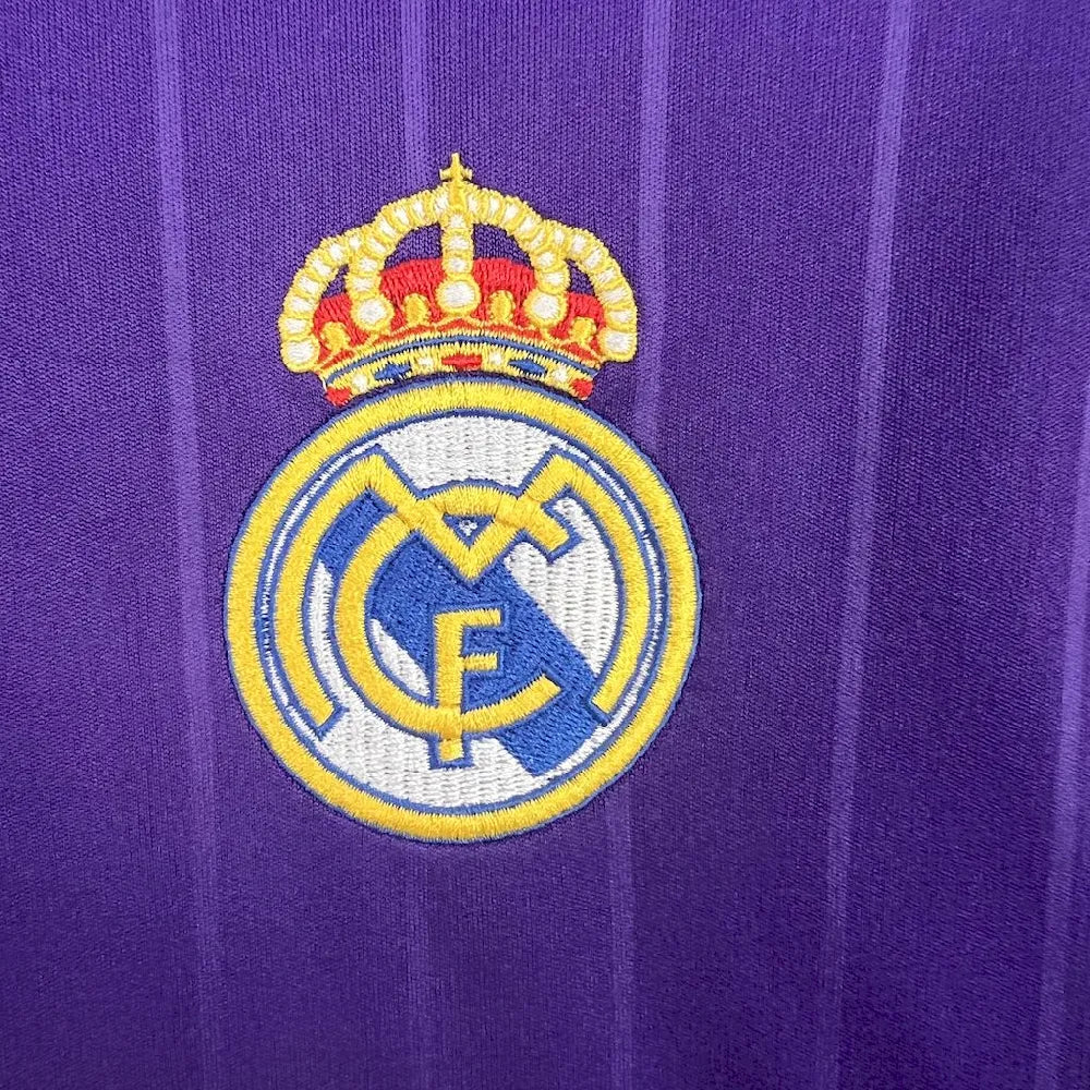 Camisa Retro Terceiro Real Madrid 2006/07
