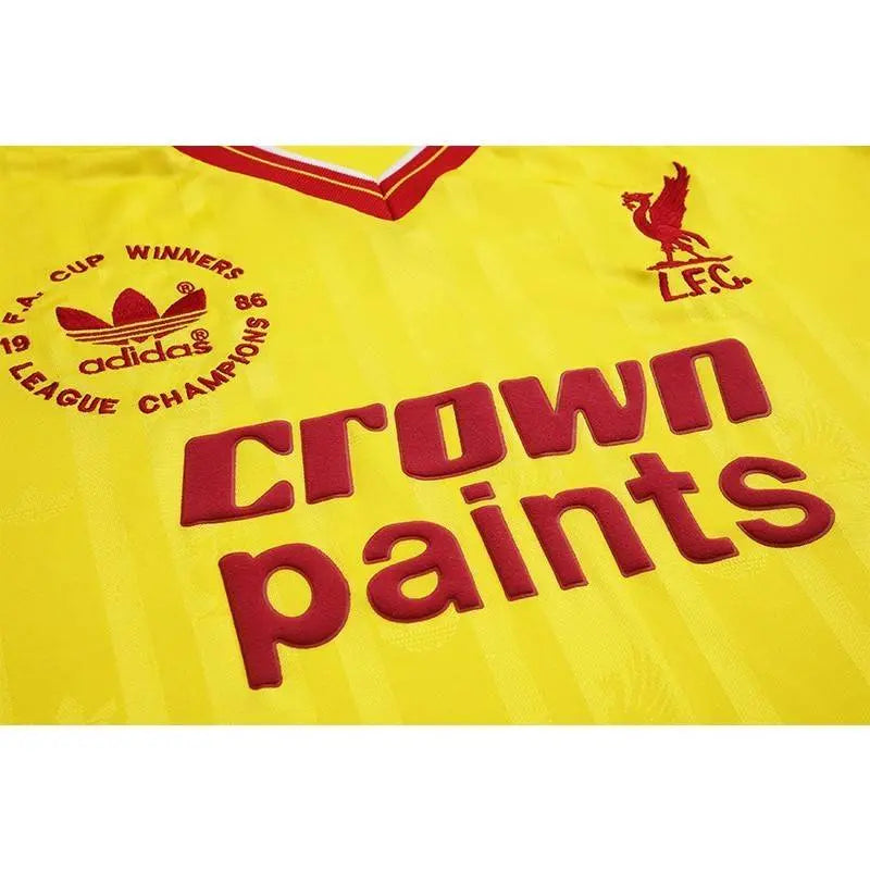 Camisa retrô da terceira Copa da Inglaterra do Liverpool 1985/86