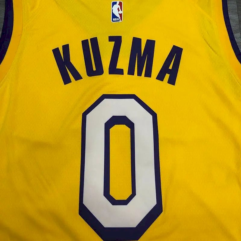 Camisa Kyle Kuzma Yellow City Edition Masculina Versão Jogador