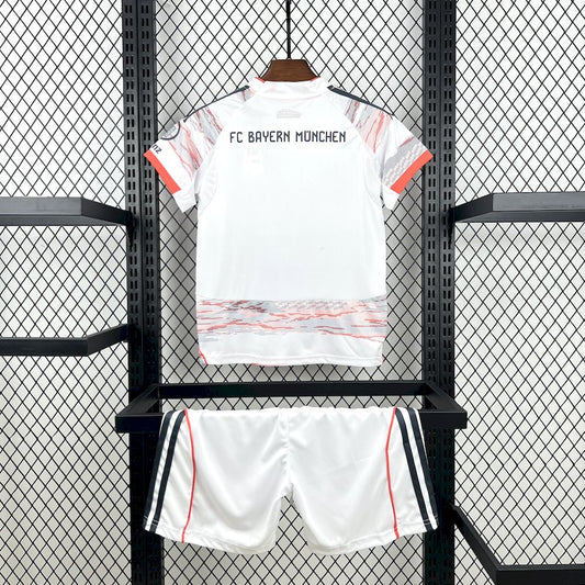 Bayern Munich 2025/26 Away Kids Kit