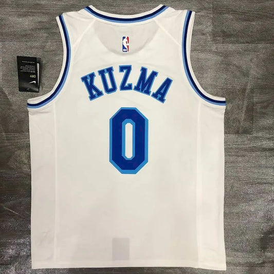 Camisa Kyle Kuzma Masculina Branca Versão Jogador – Edição Clássica Retro Conjunta