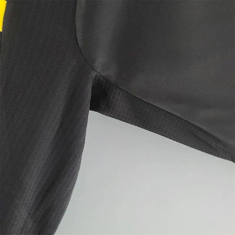 Camisa retrô de goleiro do Real Madrid 2011/12