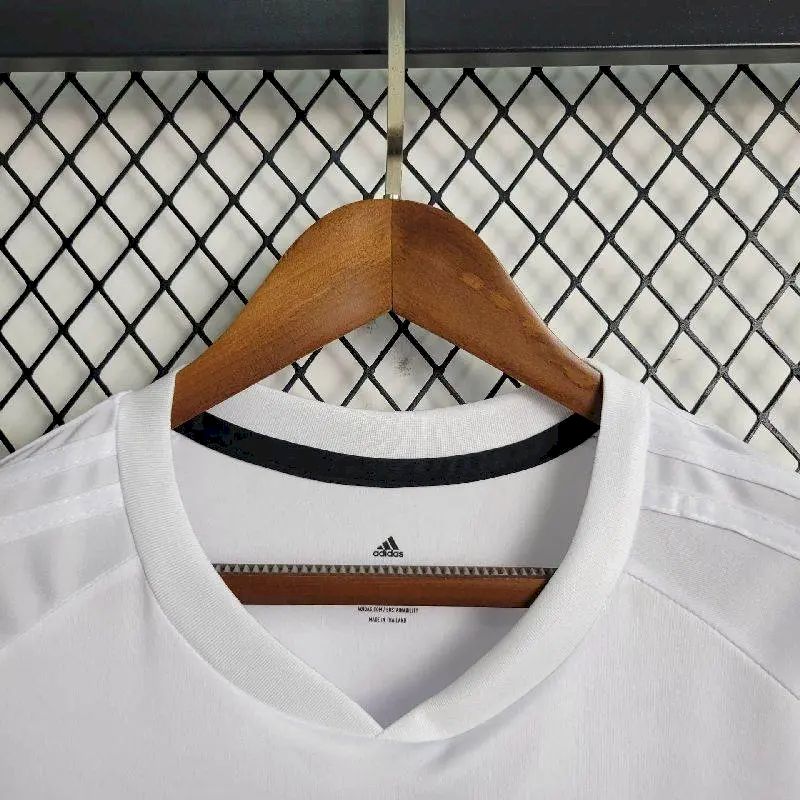 Camisa branca do Arsenal 2024/25
