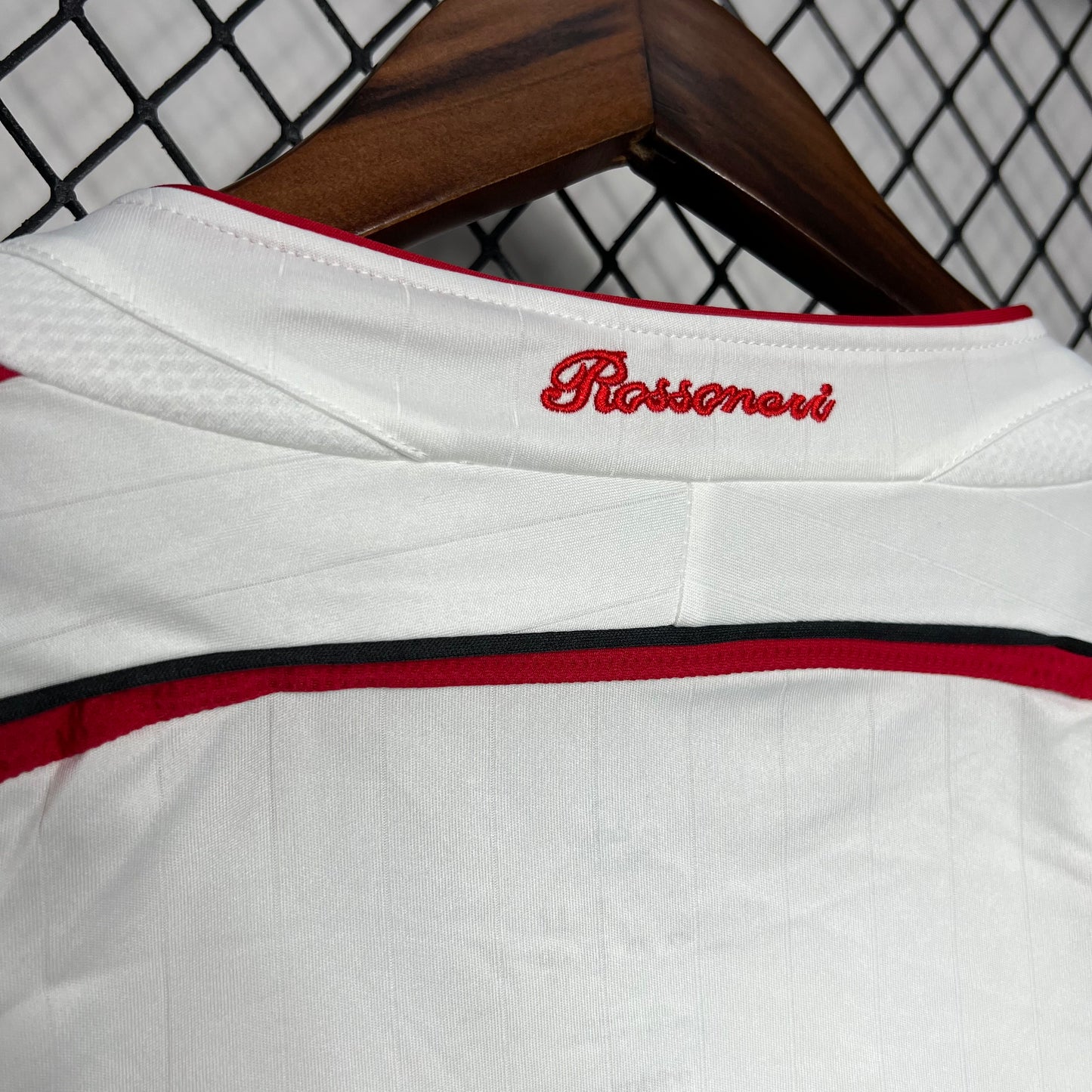 Camisa retrô reserva do AC Milan 2006/07