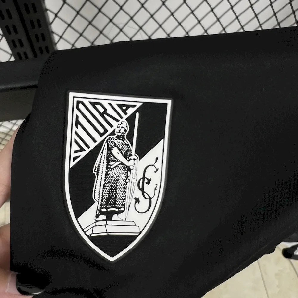 Vitória de Guimarães 2024/25 Away Kids Kit