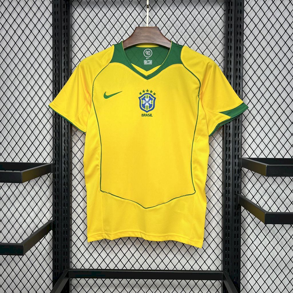 Camisa retrô titular do Brasil 2004/2006