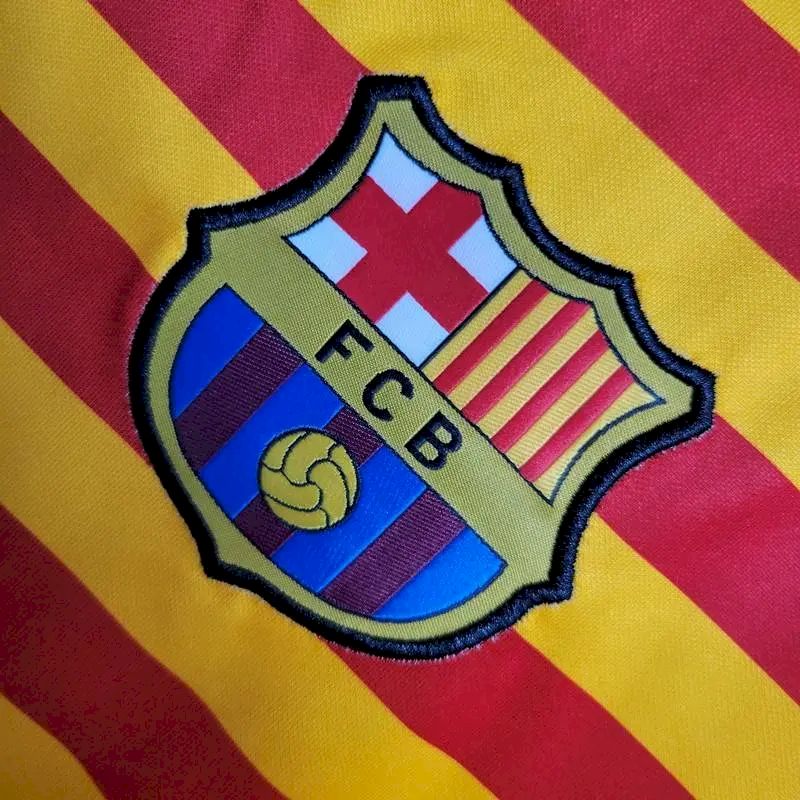 Camisa Barcelona 2023/24 Quarta de Mangas Compridas