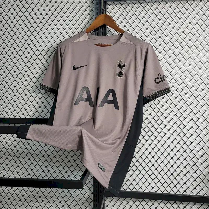 Terceira camisa do Tottenham Hotspur 2023/24