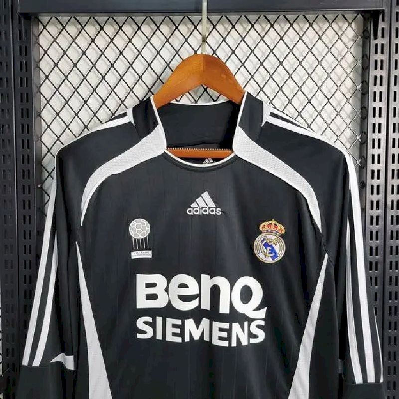 Camisa retrô de manga comprida reserva do Real Madrid 2006/07