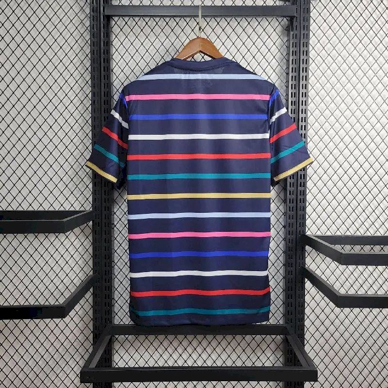 Camisa de treino pré-jogo da França 2024/25