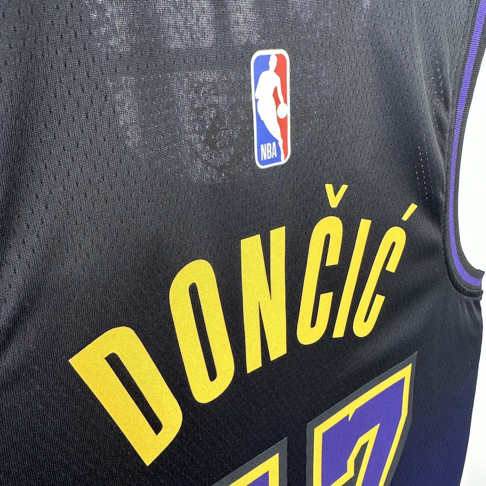 Los Angeles Lakers 2024/25 Edição Cidade DONCIC#77