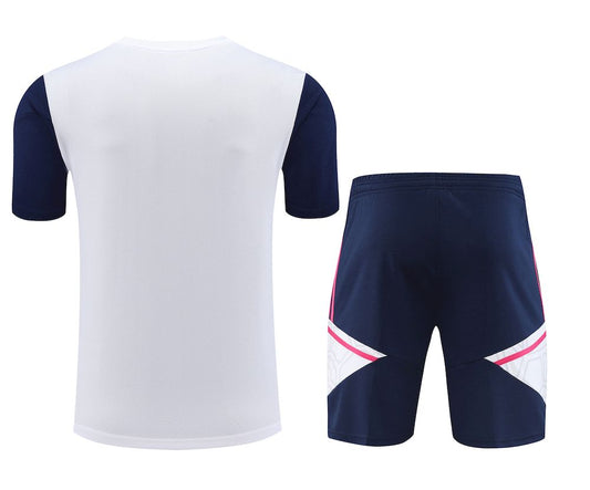 Camisa de treino adulto + short do Arsenal 2023/24 418