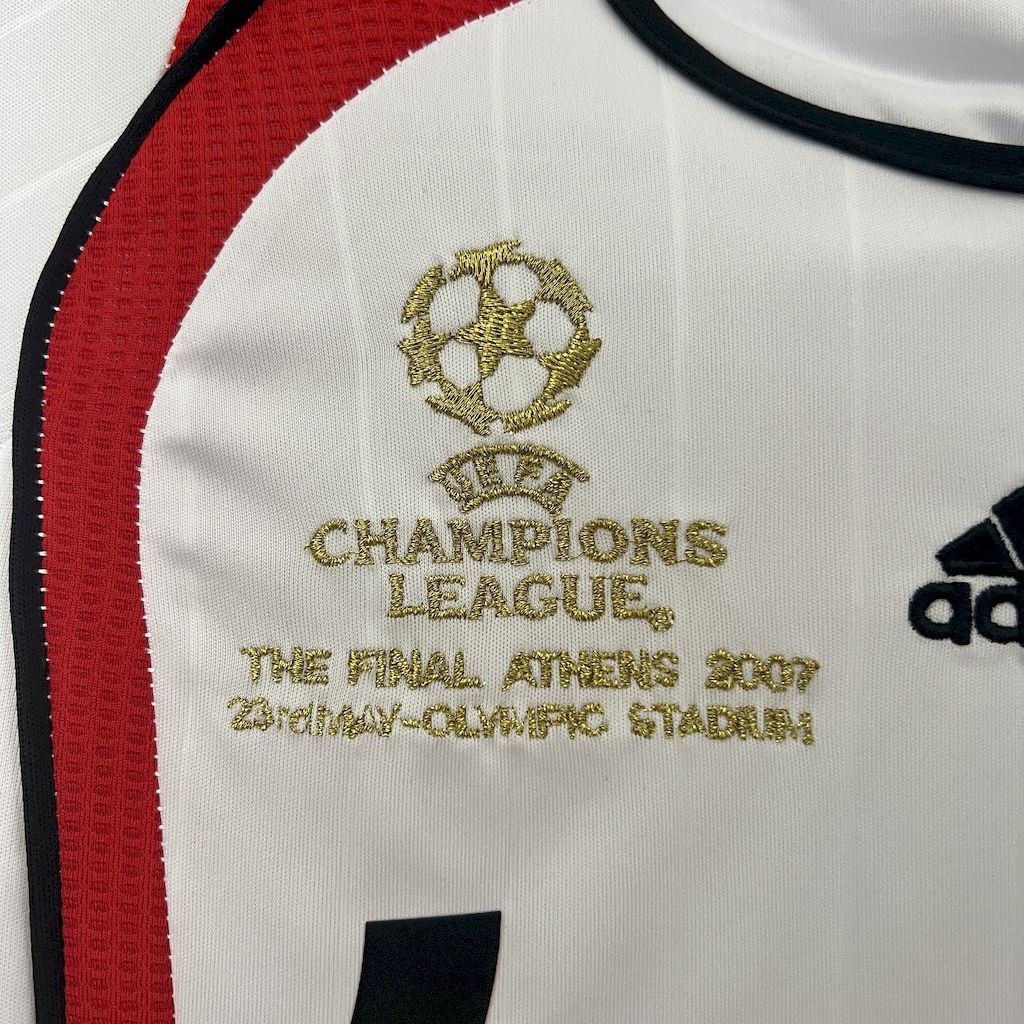 Camisa e shorts retrô infantil AC Milan 2006/07