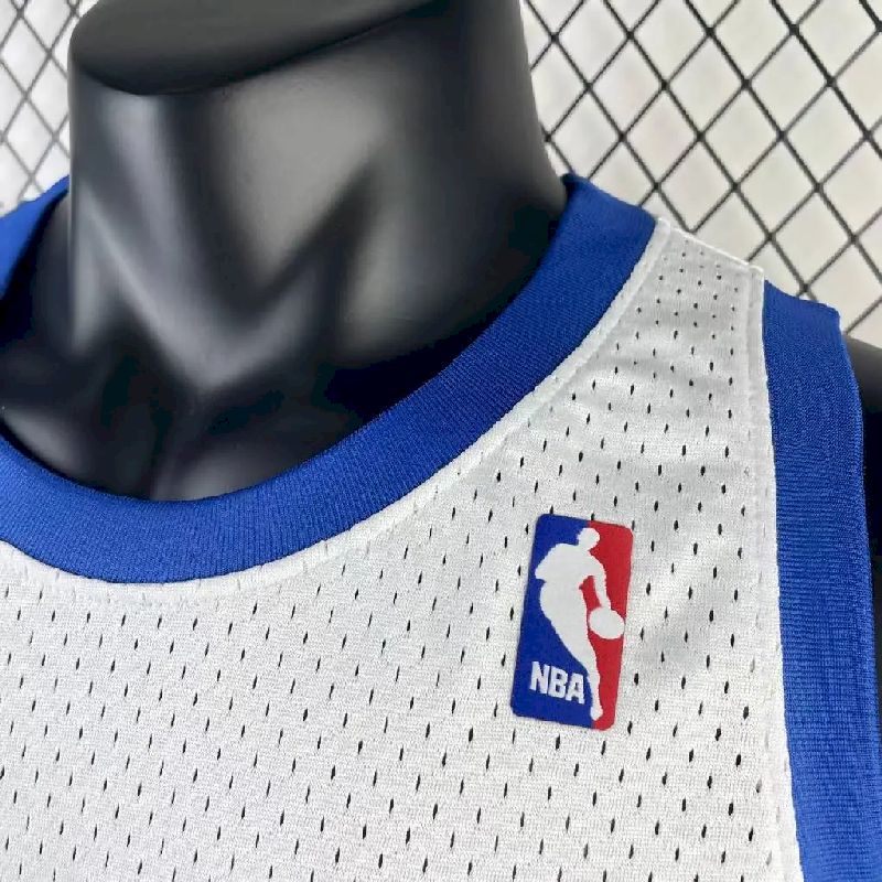 Camisa retrô masculina M&N 1991/1992 Dikembe Mutombo branca