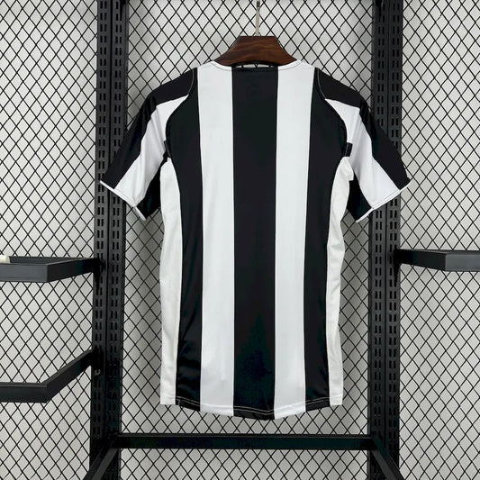 Camisa retrô titular da Juventus 2004/05
