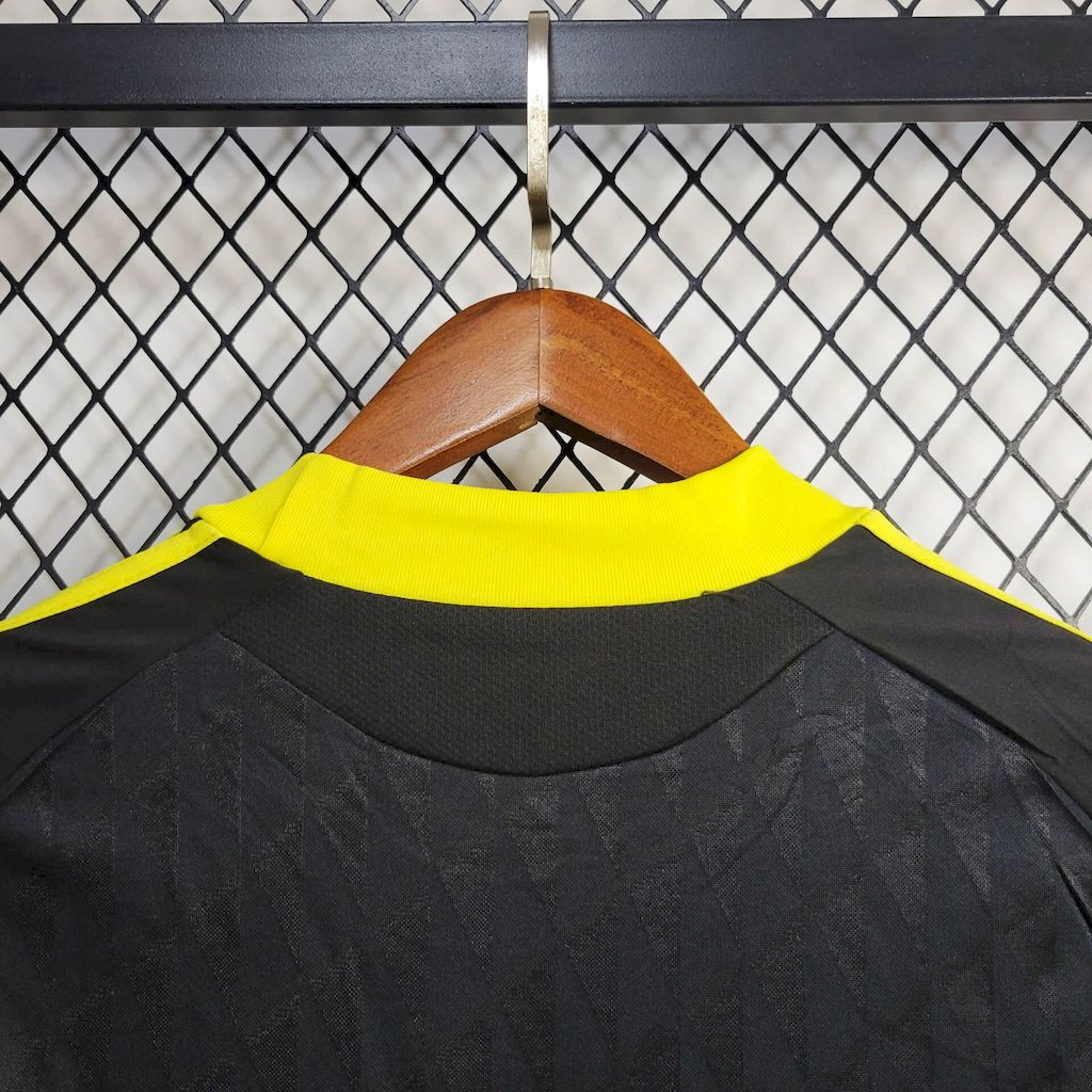 Liverpool 2010/11 Third Retro Jersey