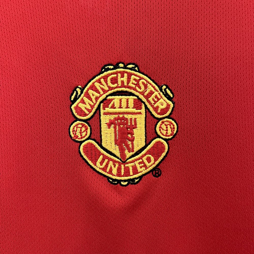 Manchester United 2004/06 Home Kids Retro Jersey And Shorts