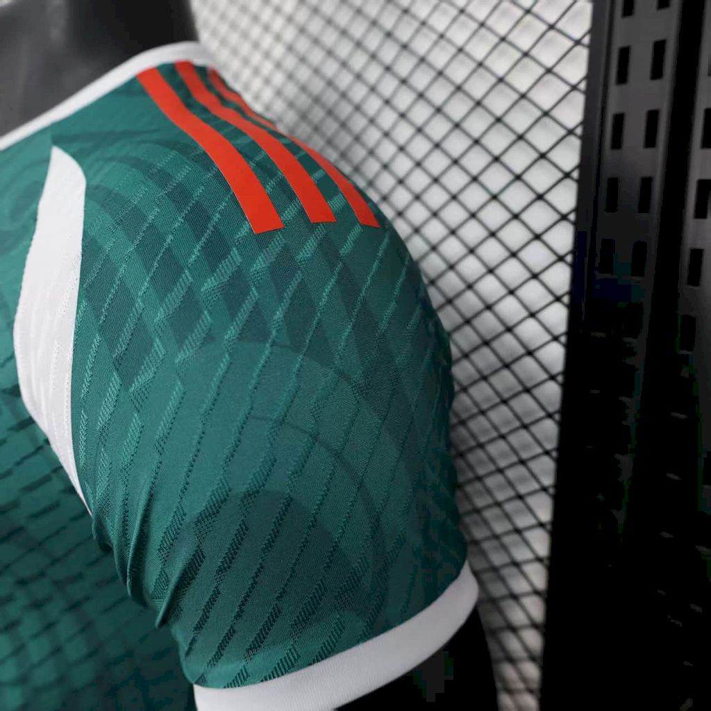 Mexico 2025/26 Green Special Edition Jersey Player Version