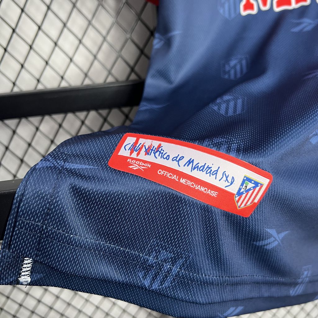Camisa reserva retrô do Atlético de Madrid 1998/99