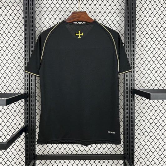 Camisa retrô de Portugal 2006