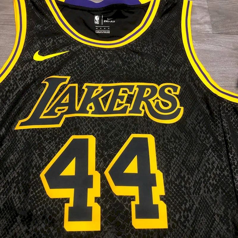 Camisa masculina Earvin Johnson Black Mamba versão jogador