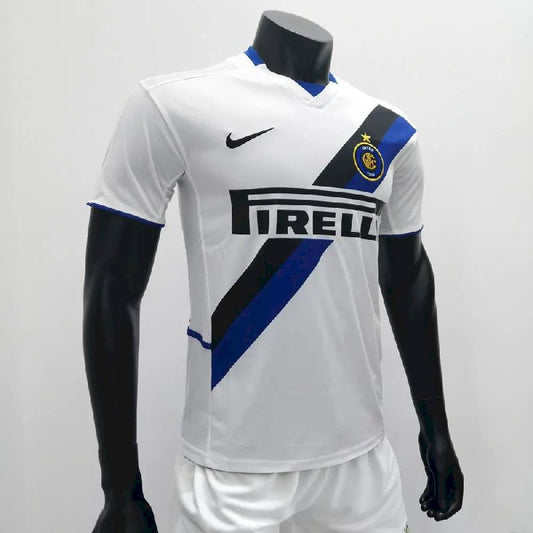 Camisa retrô reserva do Inter de Milão 2002/03