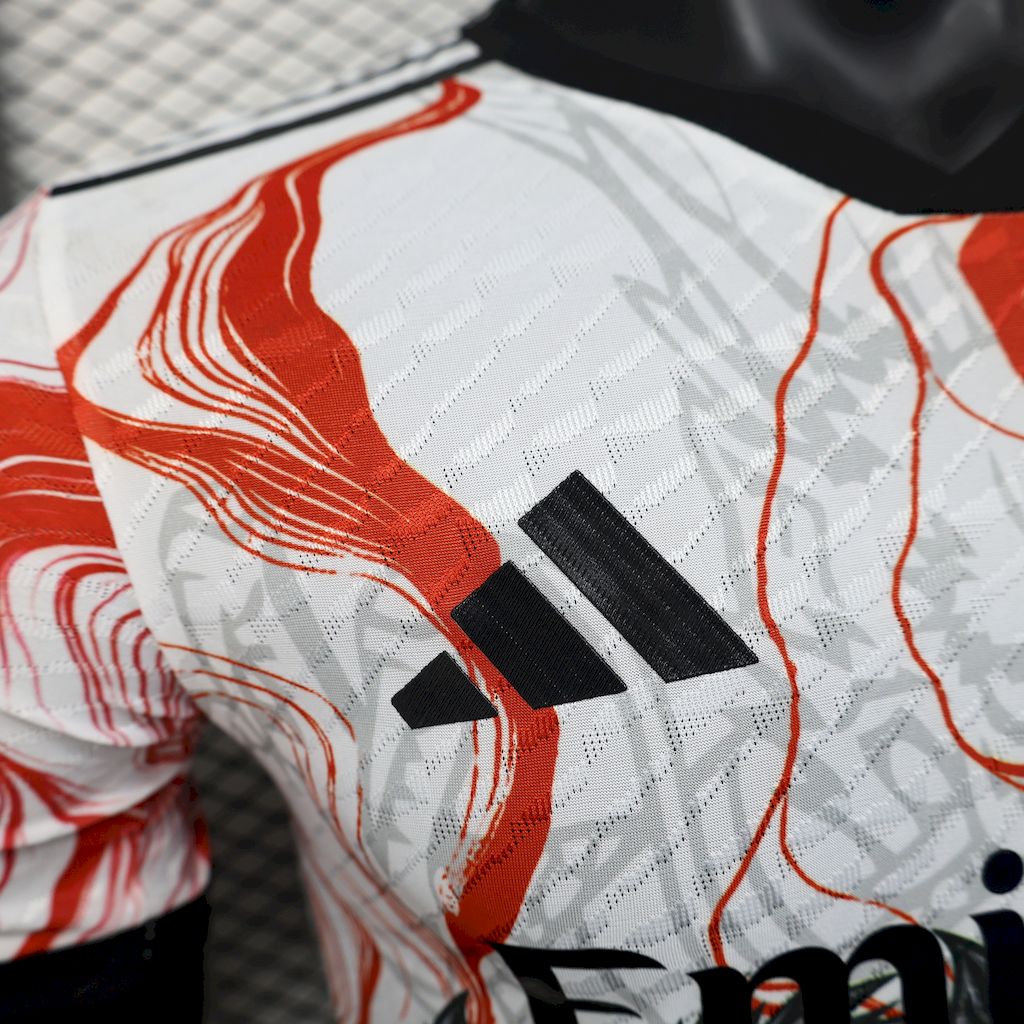 Camisa Real Madrid 2025/26 Branca e Preta Dragão Edição Especial Versão Jogador