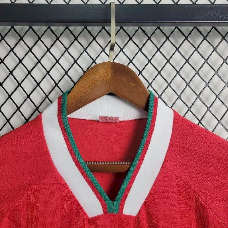 Camisa retrô do Liverpool 1993/95
