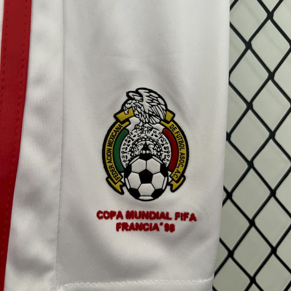 Camisa e shorts retrô infantil da seleção do México 1998