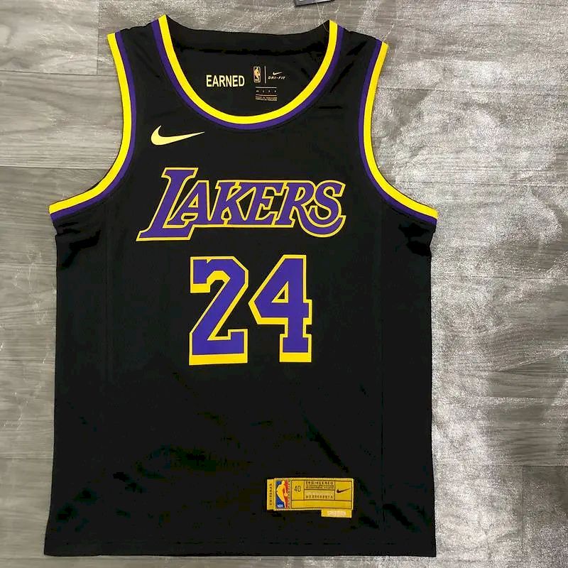 Camisa masculina Kobe Bryant 2020-21 preta versão Swingman Player - Edição Earned