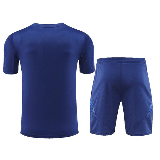 Camisa de treino adulto Itália 2024/25 + short 418