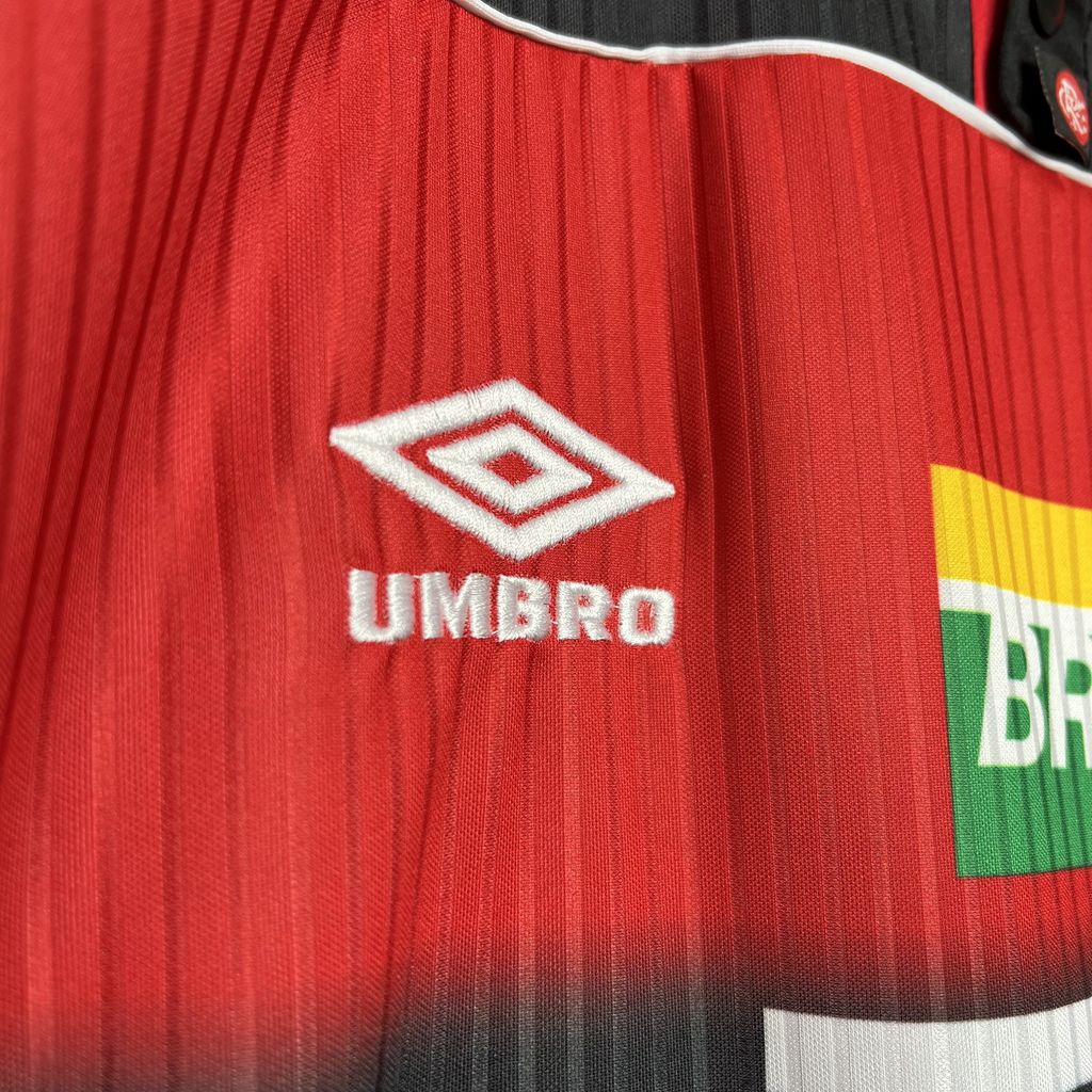 Camisa retrô do Flamengo 1997