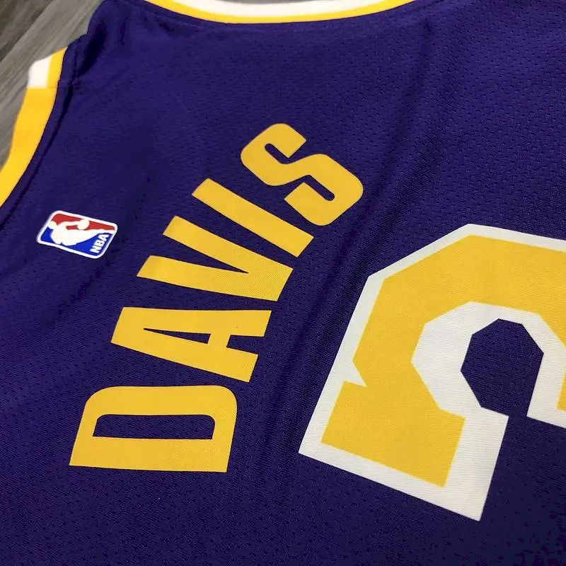 Camisa masculina Anthony Davis 2020-21 roxa Swingman versão jogador – Edição Statement