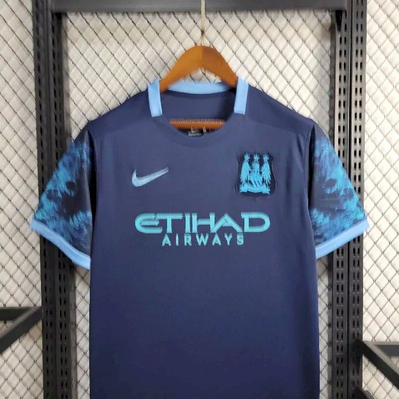 Camisa retrô reserva do Manchester City 2015/16