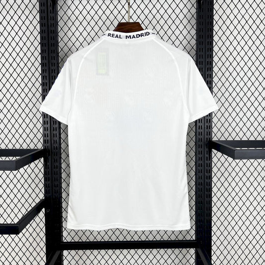 Camisa retrô do Real Madrid 1996/97