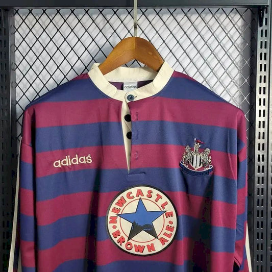 Camisa retrô de mangas compridas reserva do Newcastle United 1995/96