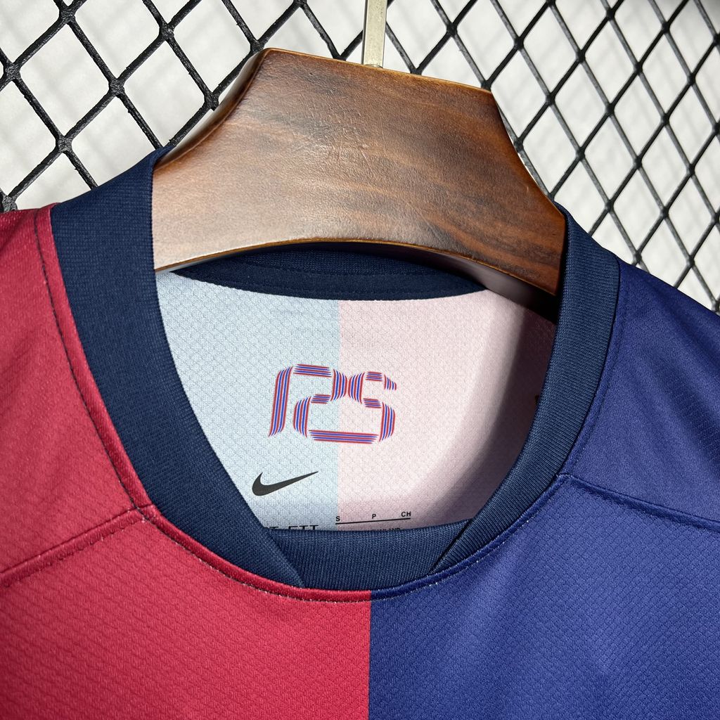 Camisa titular do Barcelona 2024/25